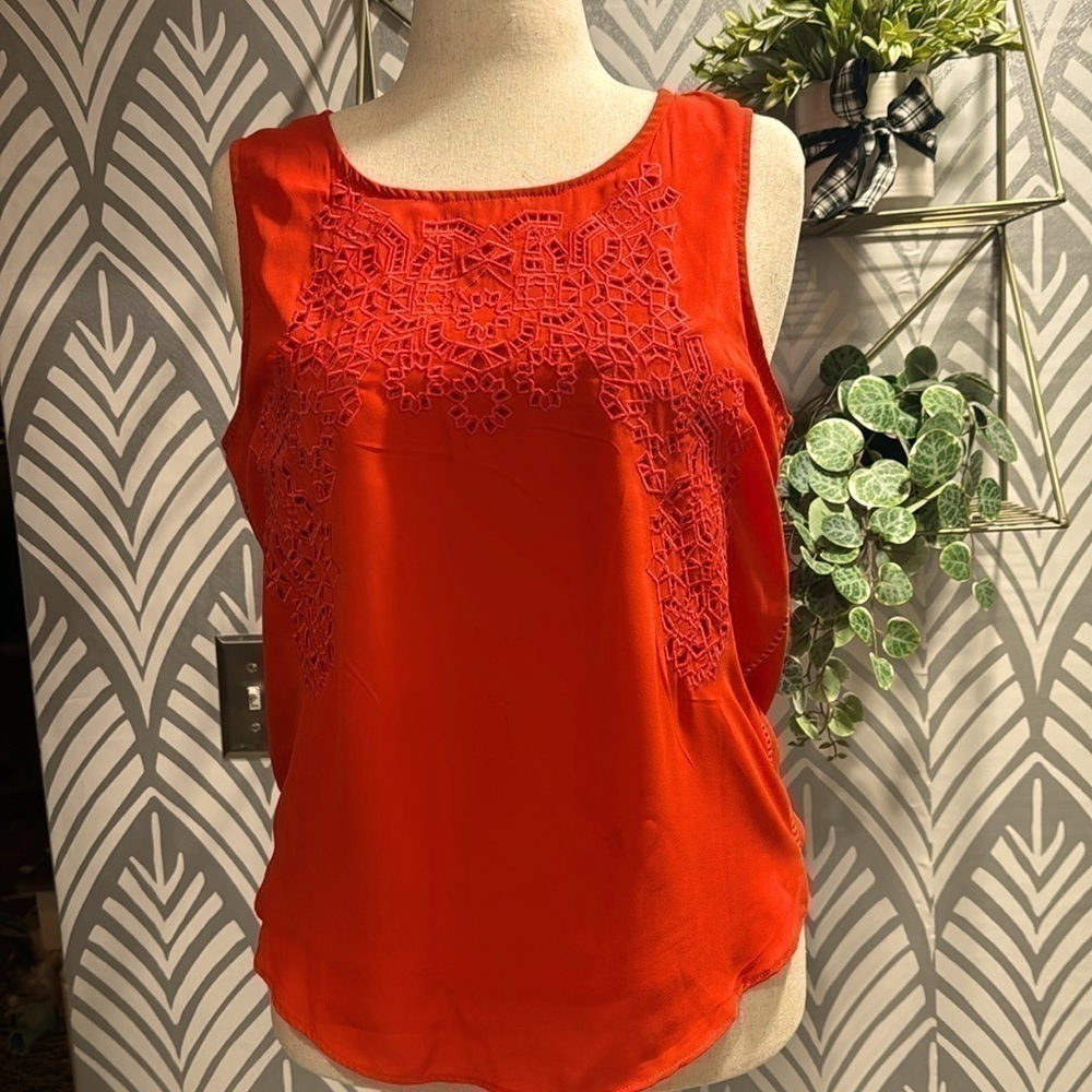 Q & A shell/tank top